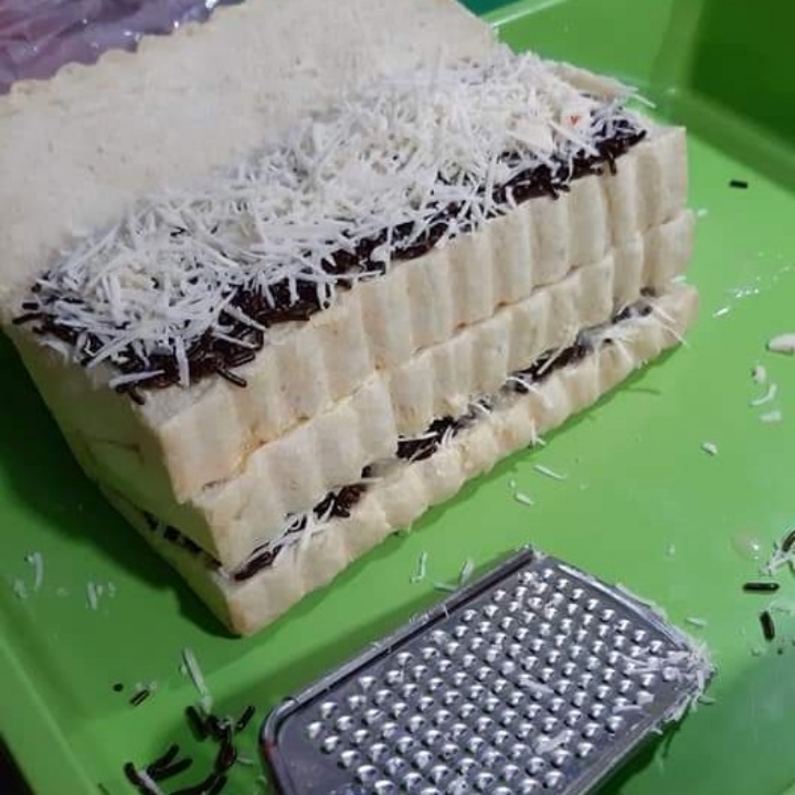 ROTI BAKAR Coklat Keju