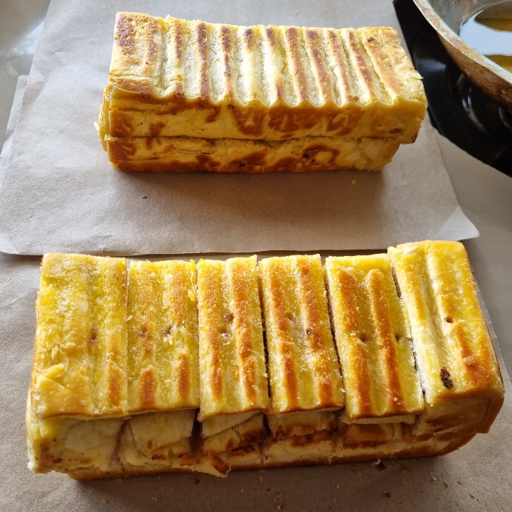 ROTI BAKAR Coklat Keju 3