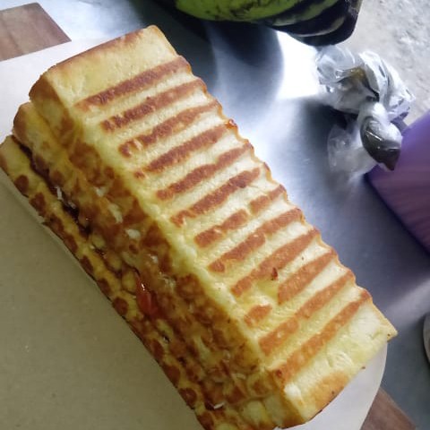 ROTI BAKAR KEJU COKLAT