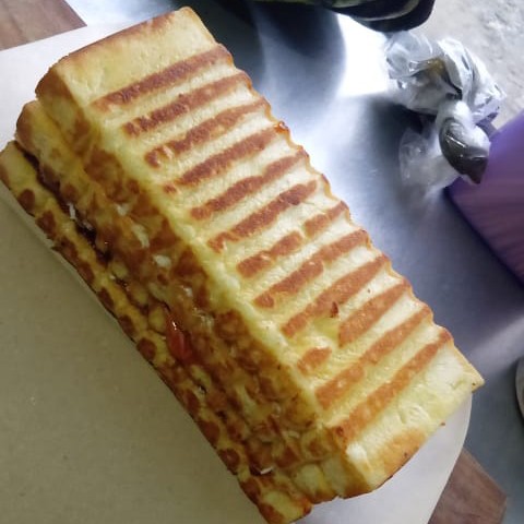 ROTI BAKAR KEJU COKLAT KACANG