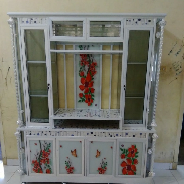 Rak Tv Pintu 4
