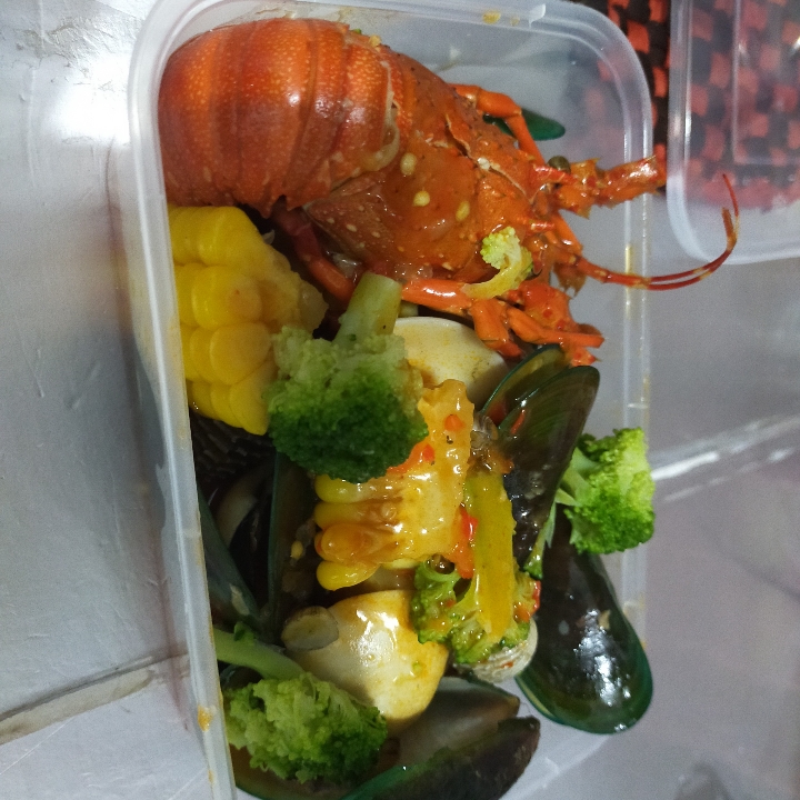 Recak Seafood Kerang Lobster