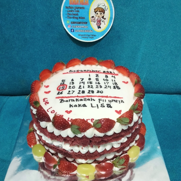 Red Velvet Cake 18x18