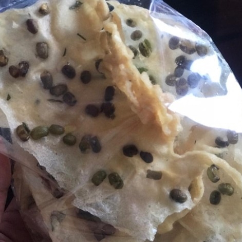 Rempeyek Kacang Ijo Sedang