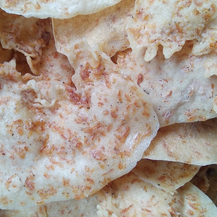 Rempeyek Kacang Tanah dan Rempeyek Rebon 3
