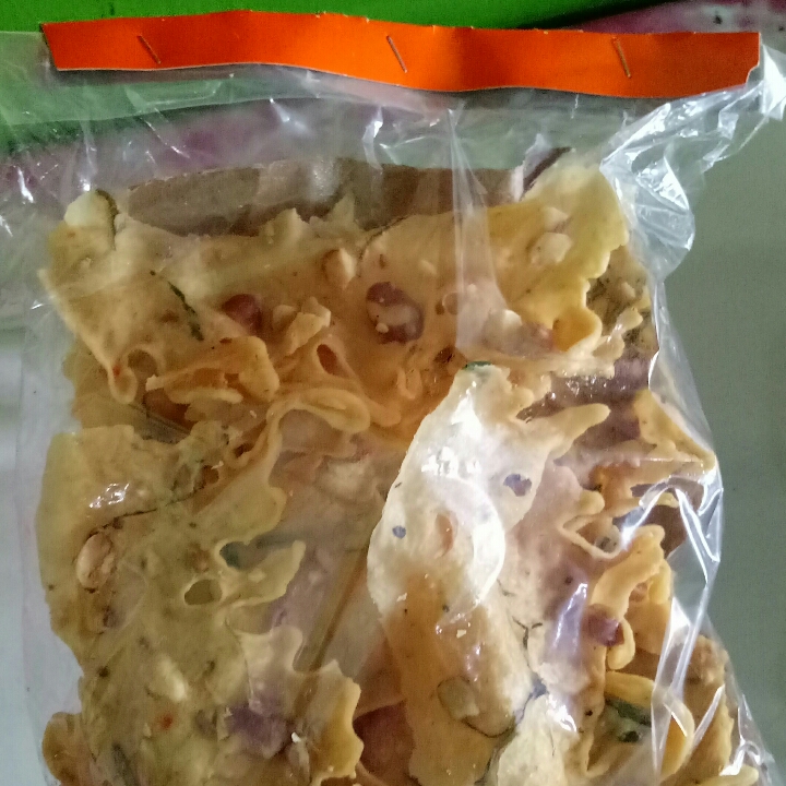 Rempeyek Teri Besar
