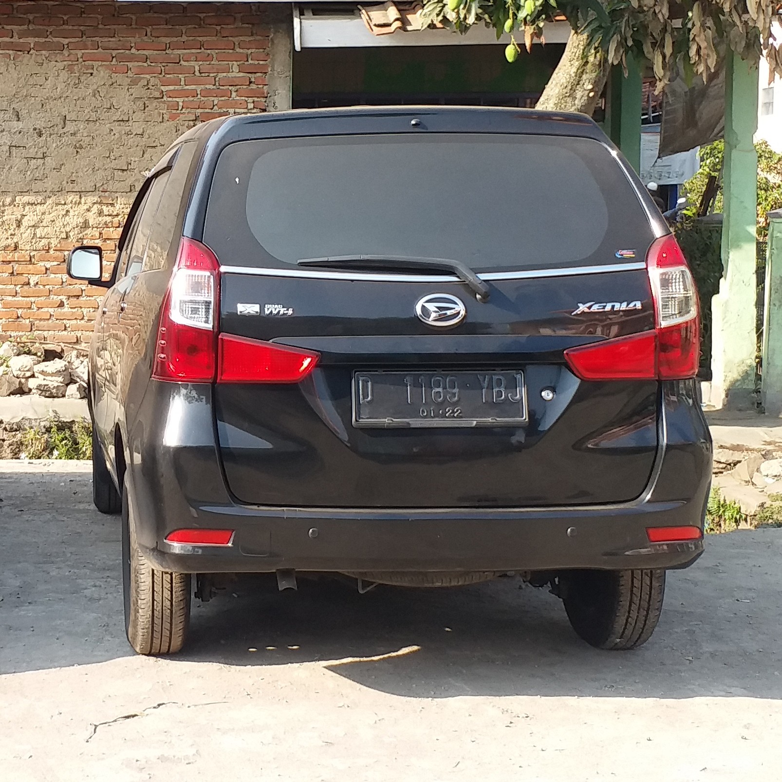 Rental Mobil Daihatsu Xenia 3