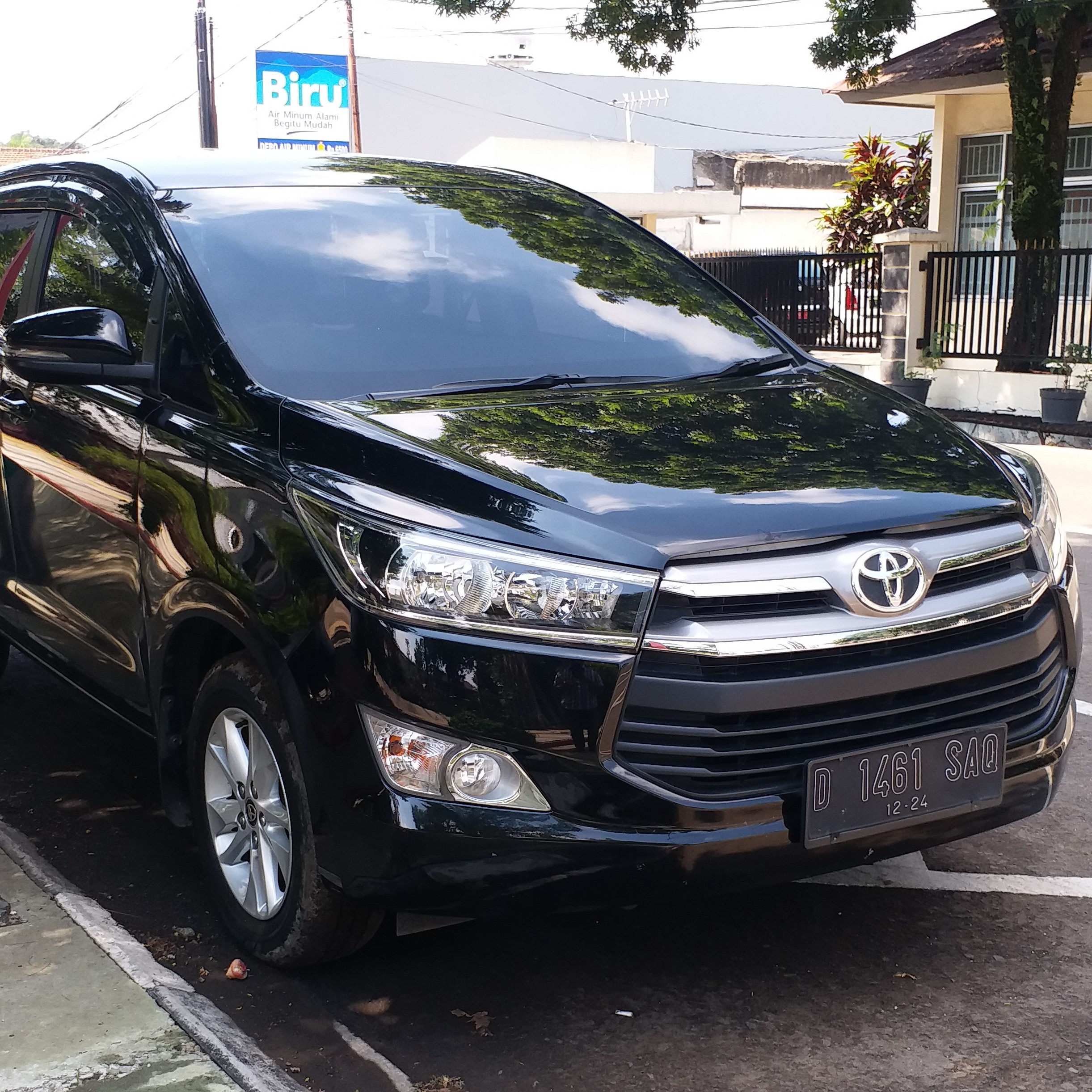 Rental Mobil Innova Reborn 2