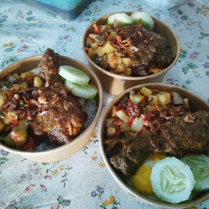 Rice Bowl Nasi Rendang Ayam 