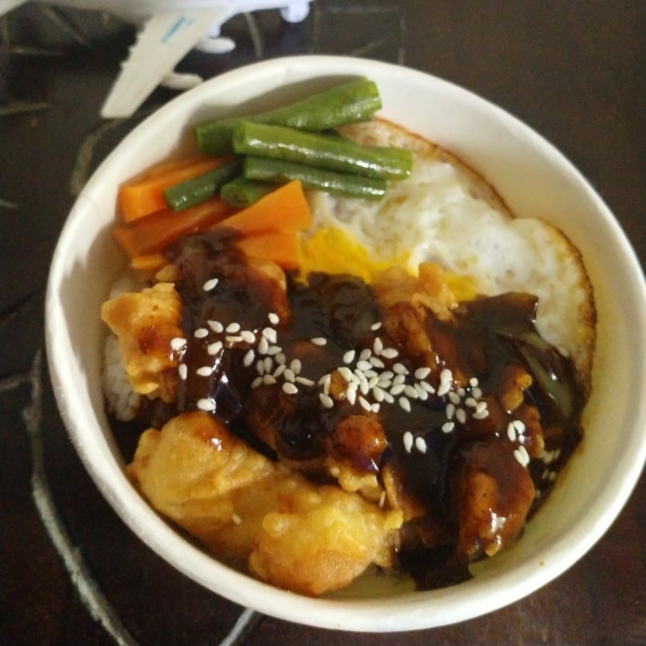 Rice Box AYAM lada Hitam