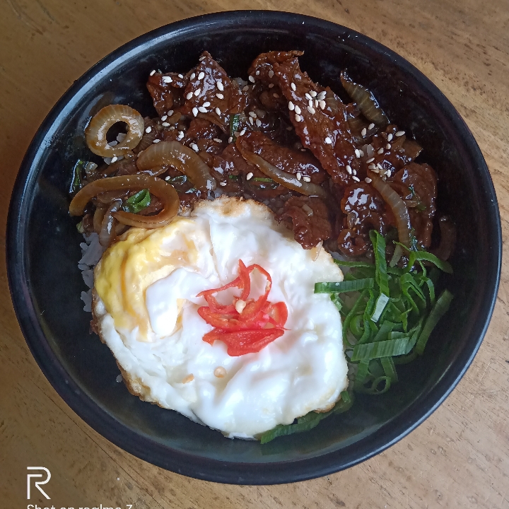 Ricebowl Beef  Telur 