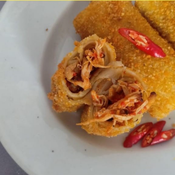 Risol Ayam Pedas
