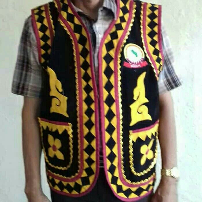 Rompi BATIK NIAS 