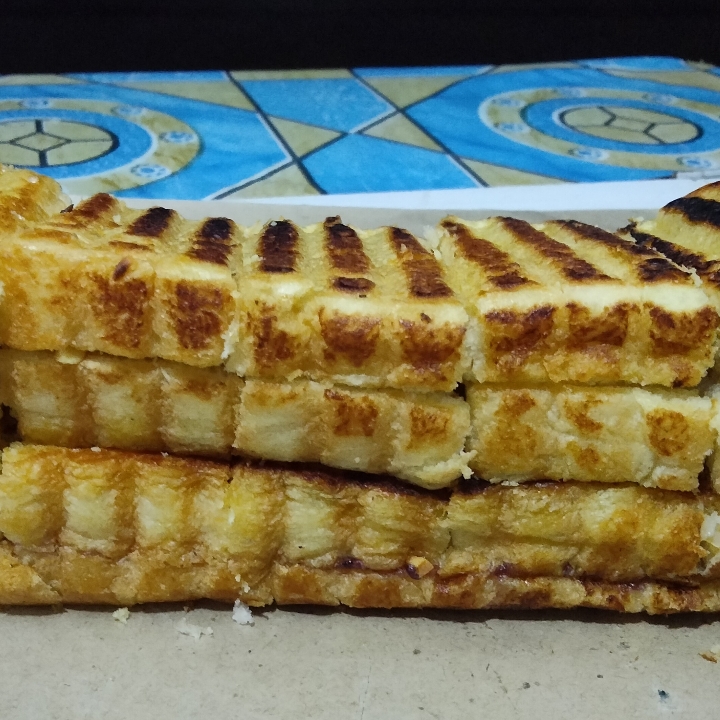 Roti Bakar Blubery Nanas 