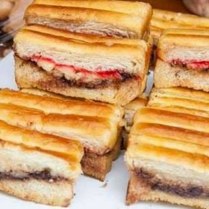 Roti Bakar Blueberry