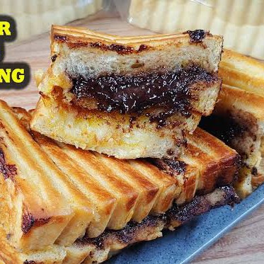 Roti Bakar Coklat