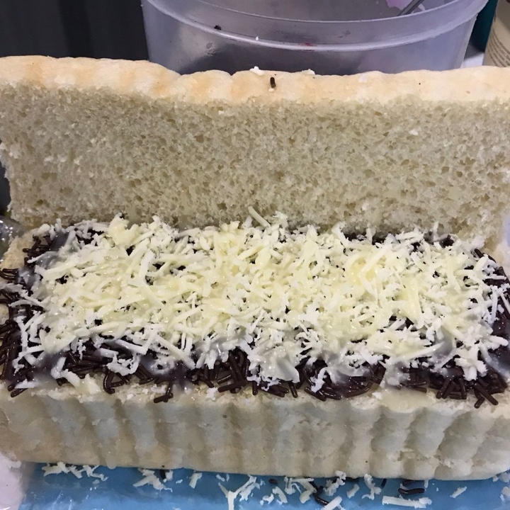 Roti Bakar Coklat Keju Campur