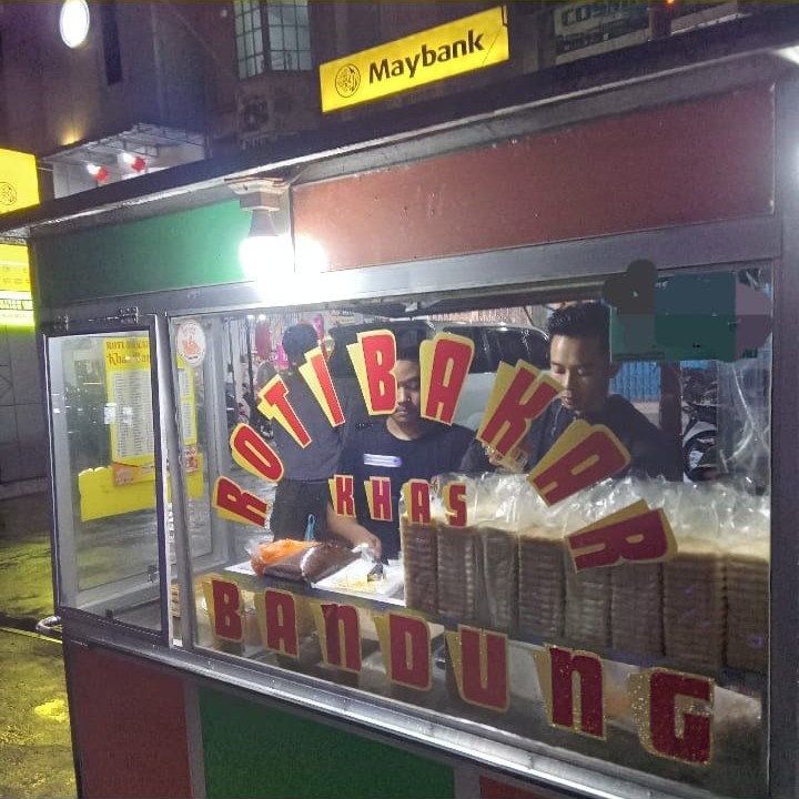 Roti Bakar Kacang Nanas 