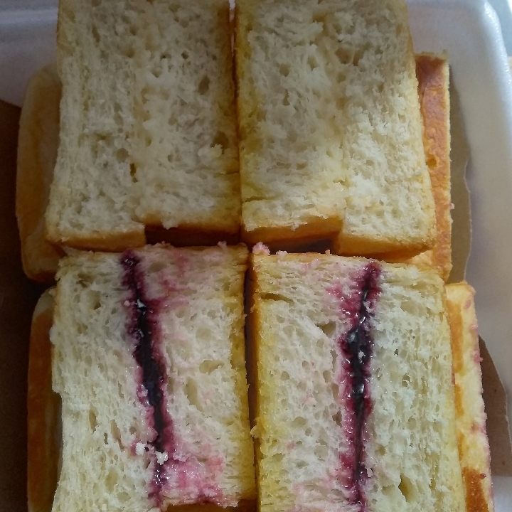 Roti Bakar Keju - Blueberry