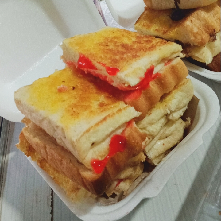 Roti Bakar Rasa Strawberry
