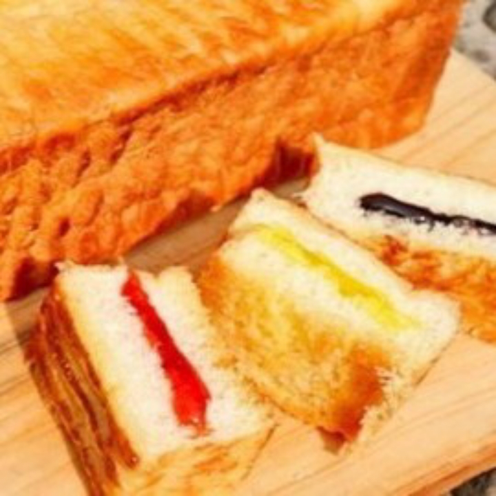 Roti Bakar Varian Buah