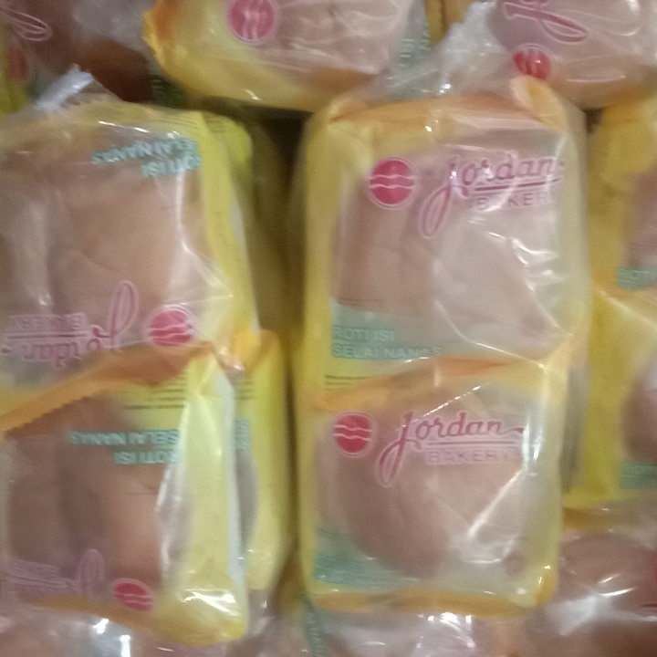 Roti Jordan Rasa Nanas