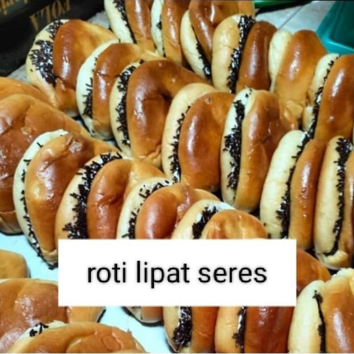 Roti Lipat Seres