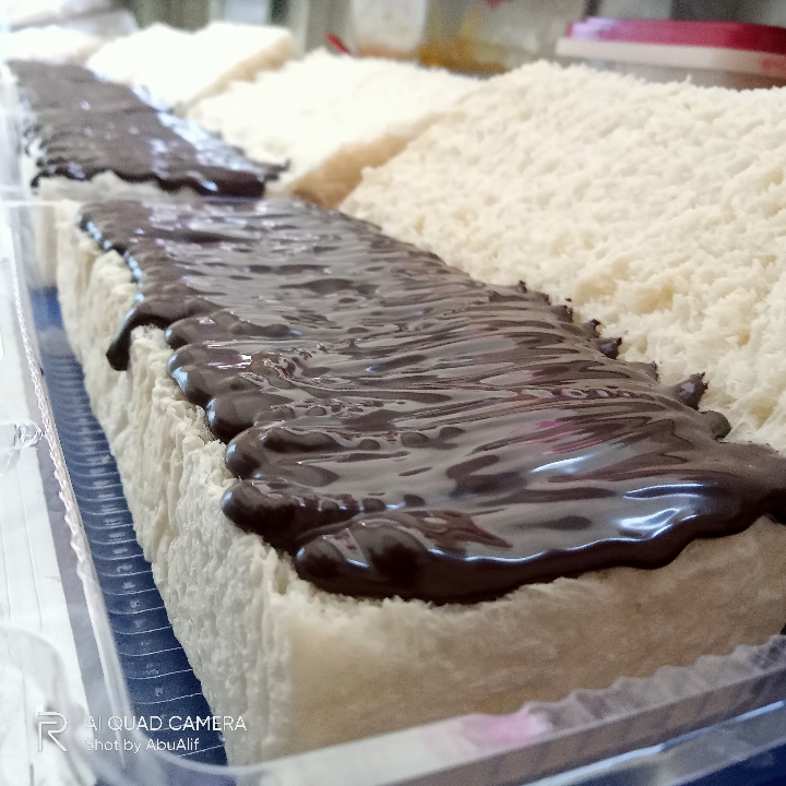 Roti Mantoel Coklat