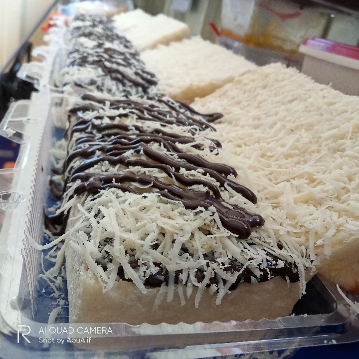 Roti Mantoel Coklat Keju