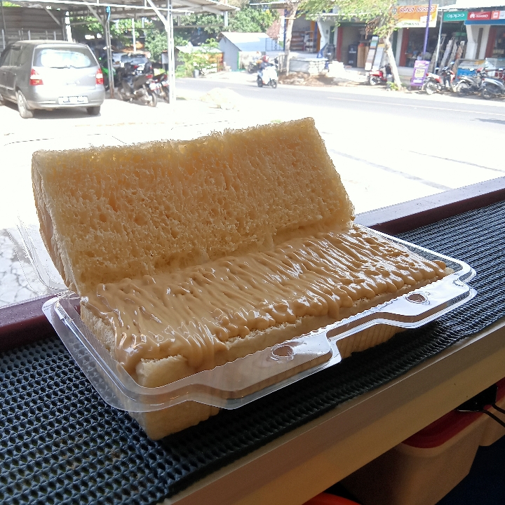 Roti Mantoel Tiramisu