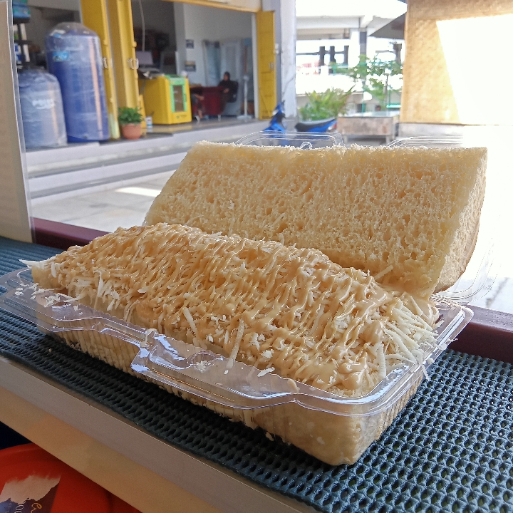 Roti Mantoel Tiramisu Keju