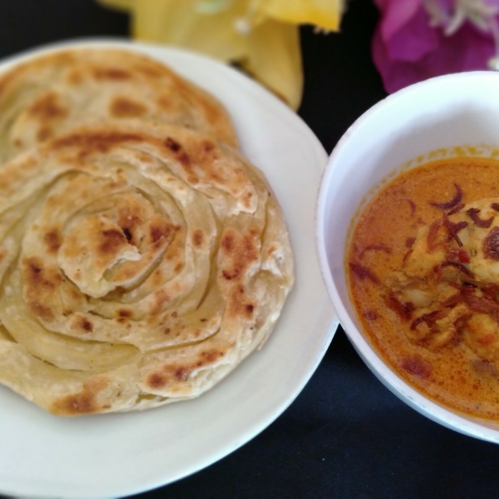 Roti Maryam Ayam Kare 