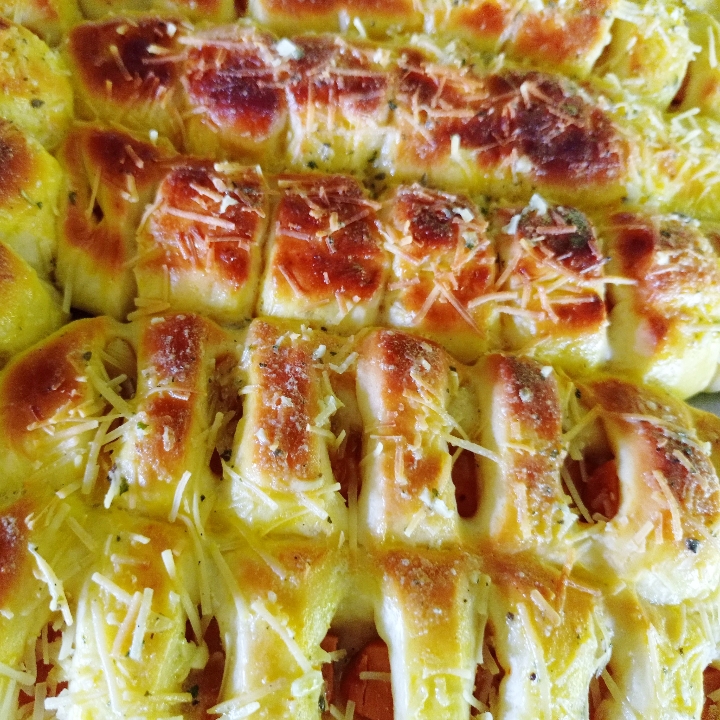 Roti isi sosis pedas  3