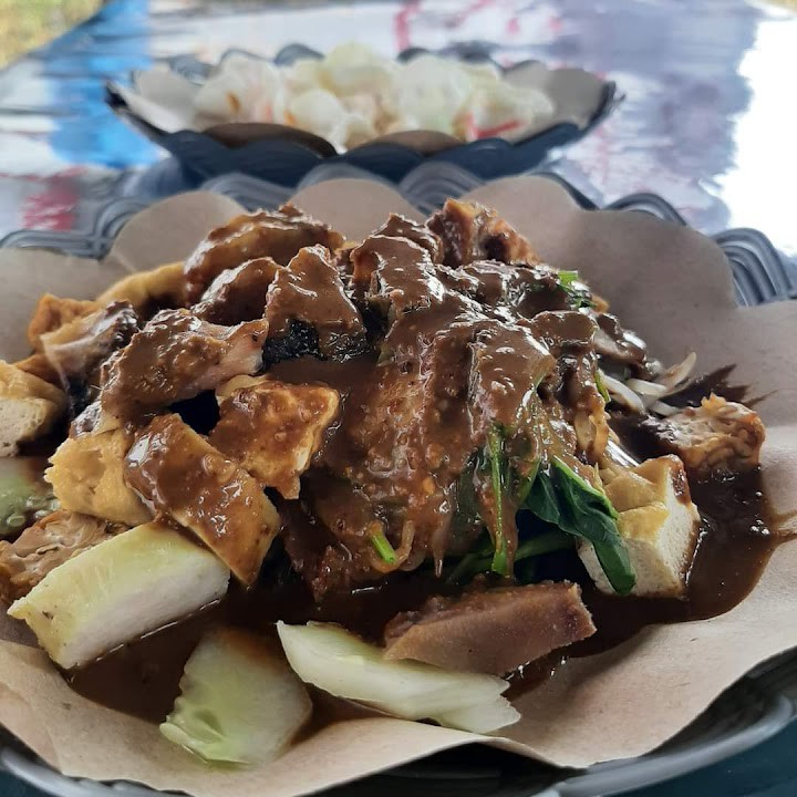 Rujak Cingur 