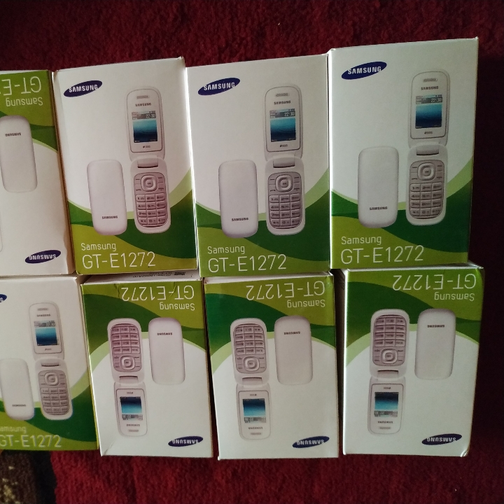 SAMSUNG LIPAT GT-E1272 Super Copy
