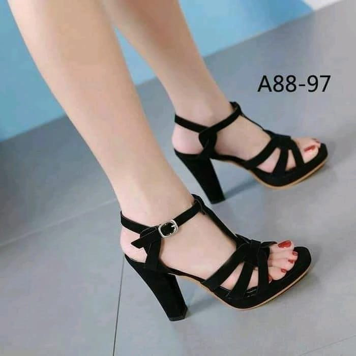 SANDAL Qicaini A88-97 ikat tali ada dua warna