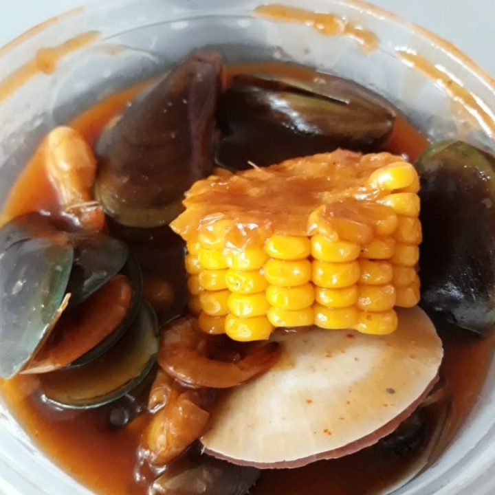 SEA FOOD KERANG RUMAH VINA