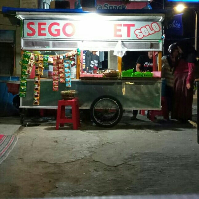 SEGO LIWET SOLO