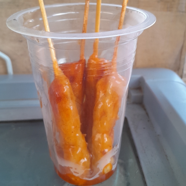 SEMPOL AYAM SAUS HOT LAVA