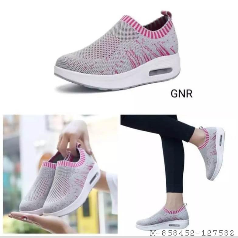 SEPATU CASUAL SLIP ON 4