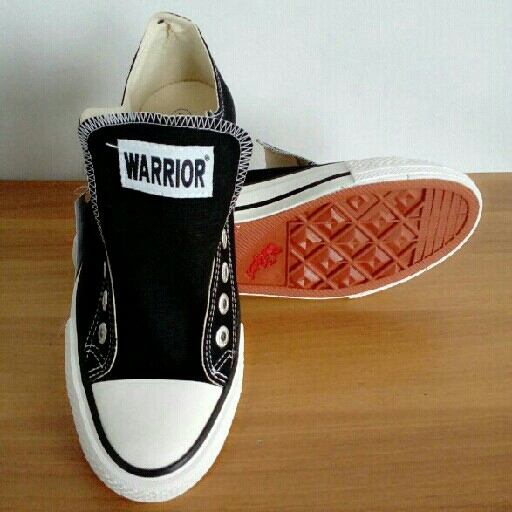 SEPATU KASUAL SNEAKERS  KETS PRIA - WAC 004