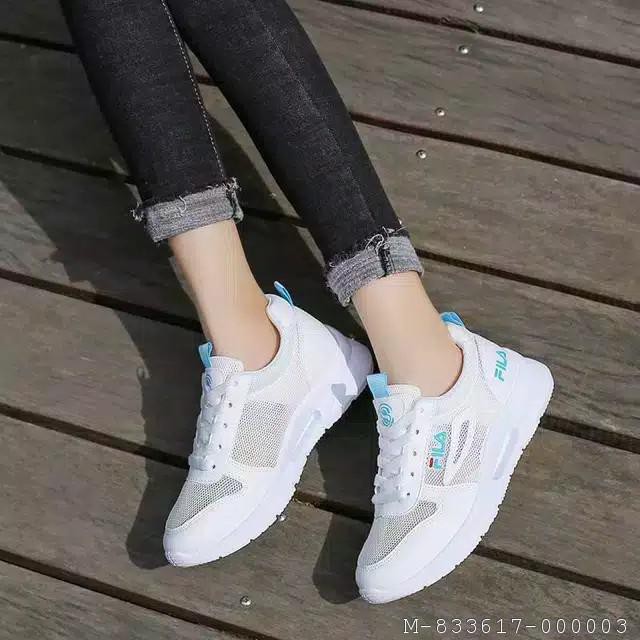 SEPATU SNEAKER EASY AND SIMPLE