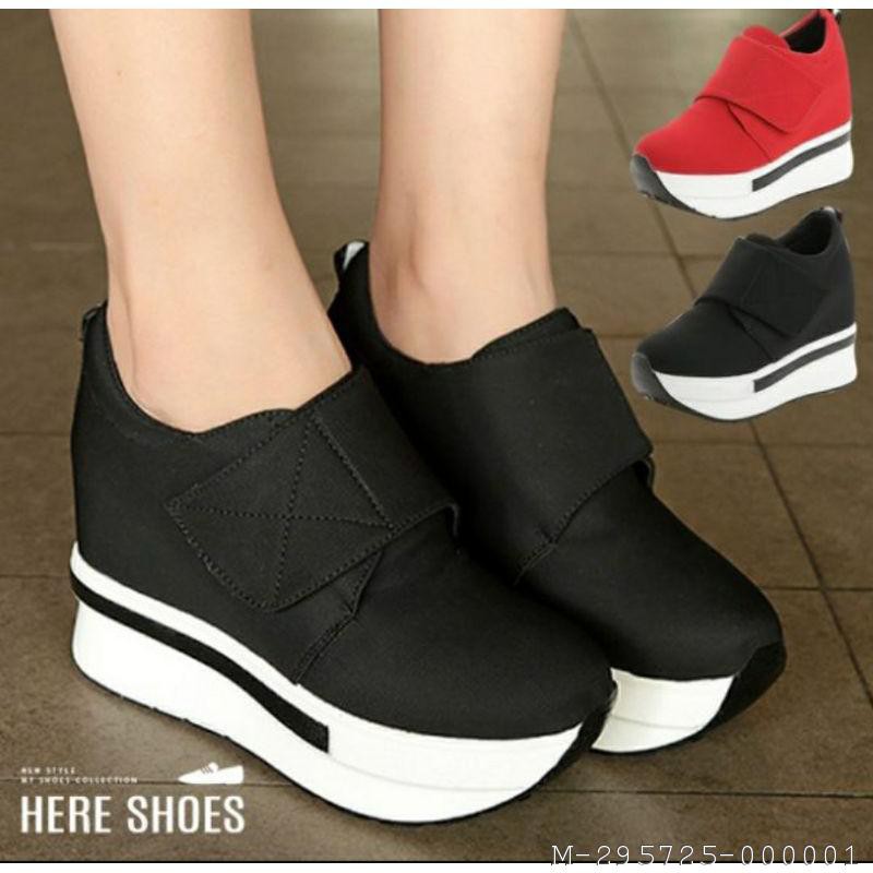 SEPATU SNEAKER FASHION WANITA