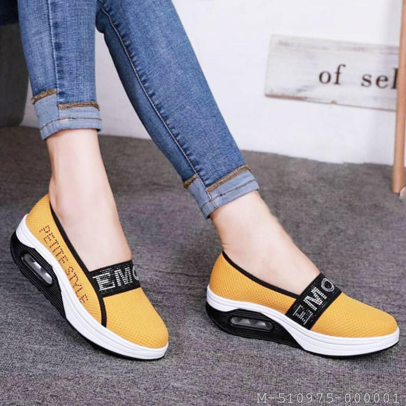 SEPATU SNEAKERS FASHION WANITA 2