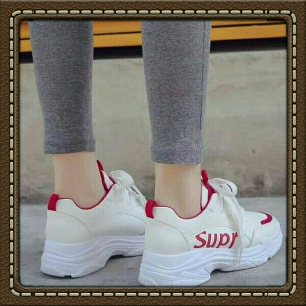SEPATU SNEAKERS SUPR MERAH