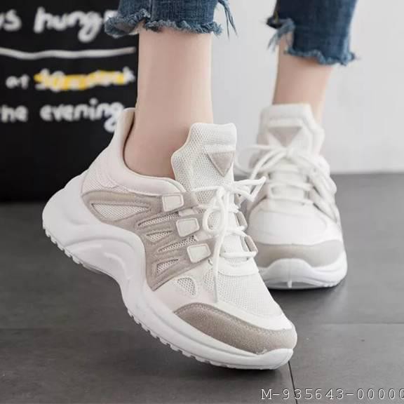 SEPATU SNEAKERS WANITA  RR 3