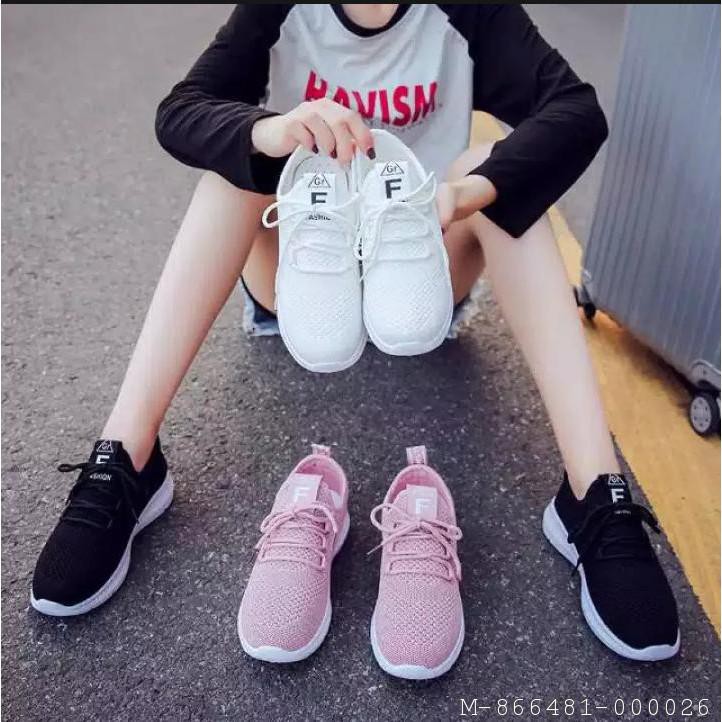 SEPATU SNEAKERS WANITA VENOM