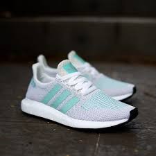 SEPATU SPORT ADIDAS SWIFT RUN MERK ADIDAS PER UNIT