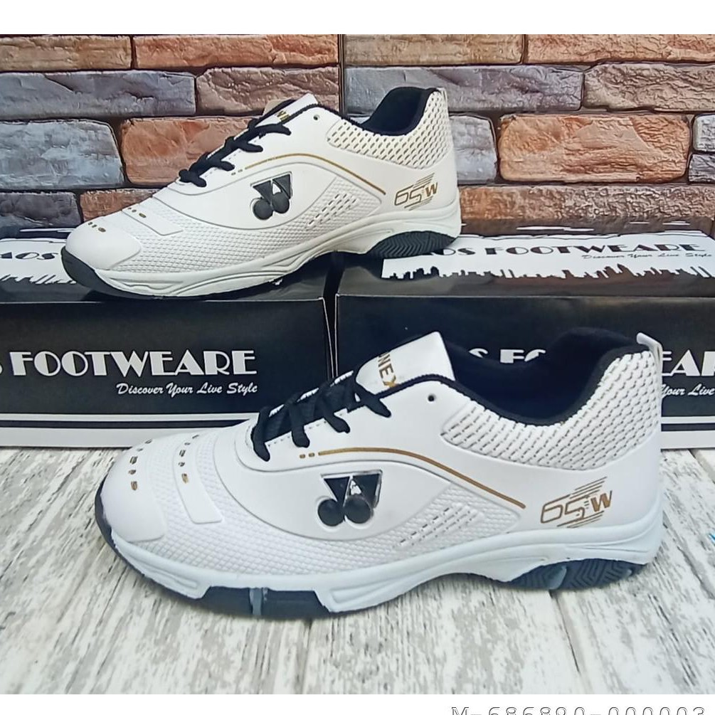 SEPATU SPORT PRIA YONEX WHITE 3