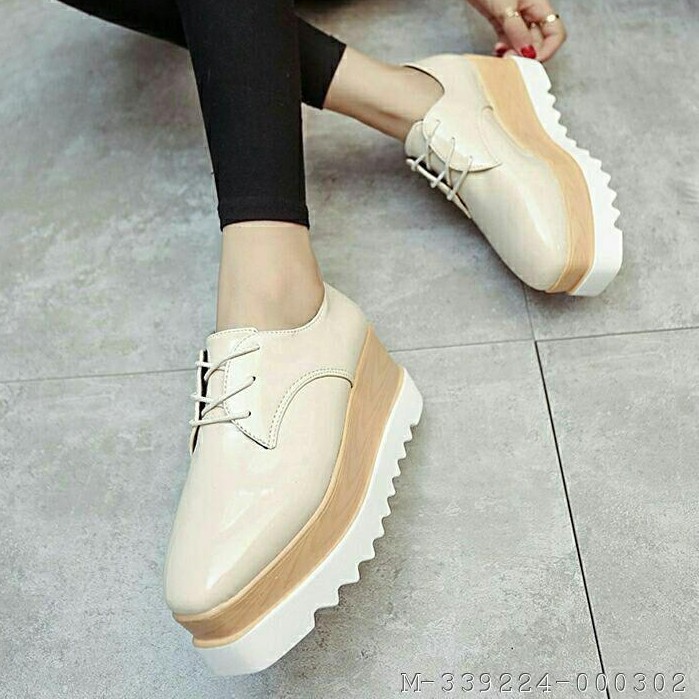 SEPATU WANITA SNEAKER SINTETIS 3